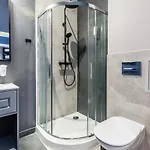 Aparthotel Cracovia Residence 3* 크라쿠프