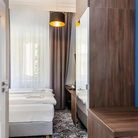 Aparthotel Cracovia Residence 4*