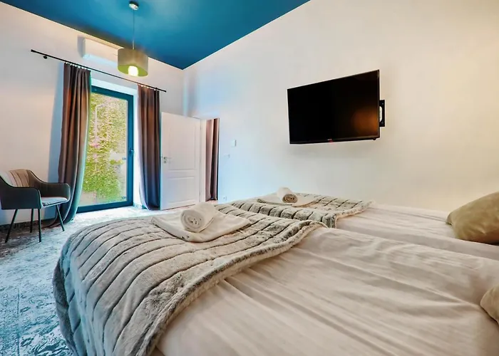 Aparthotel Cracovia Residence 4*