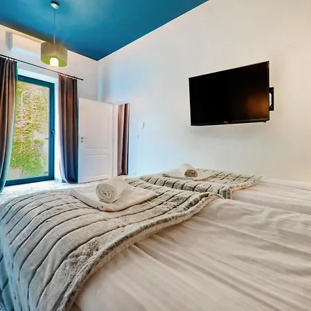 Aparthotel Cracovia Residence 4*